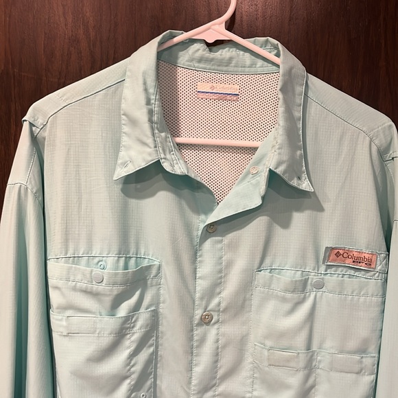 Men’s Columbia button down shirt - Picture 2 of 6